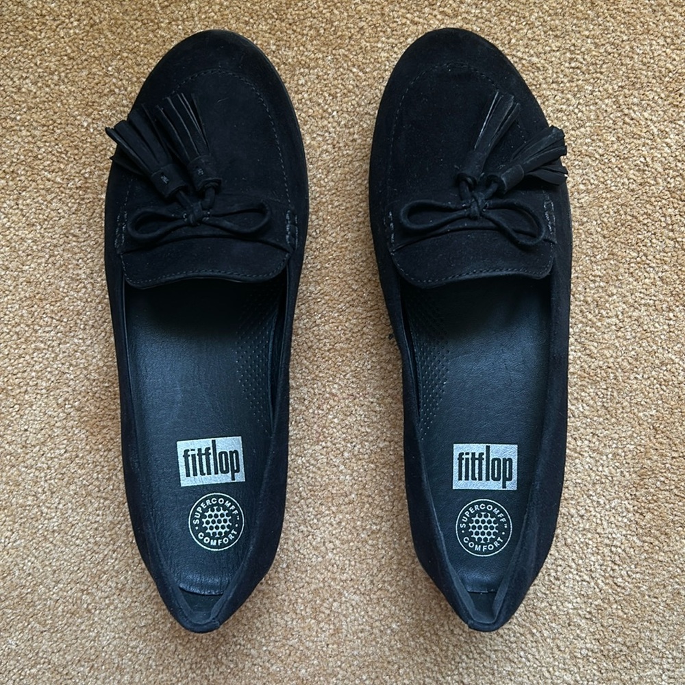 Fitflop black loafer size 7.5